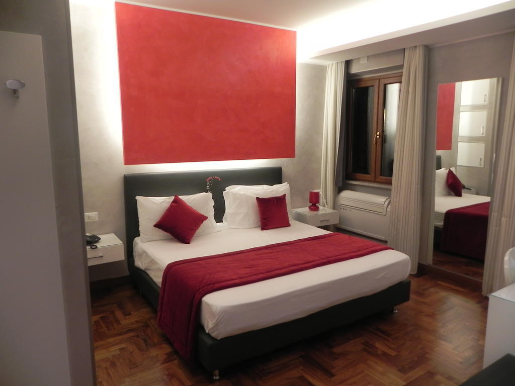 Gente Di Notte Hotell Frascati Rum bild